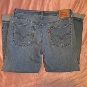 Levi Boyfriend Light Wash Jeans
